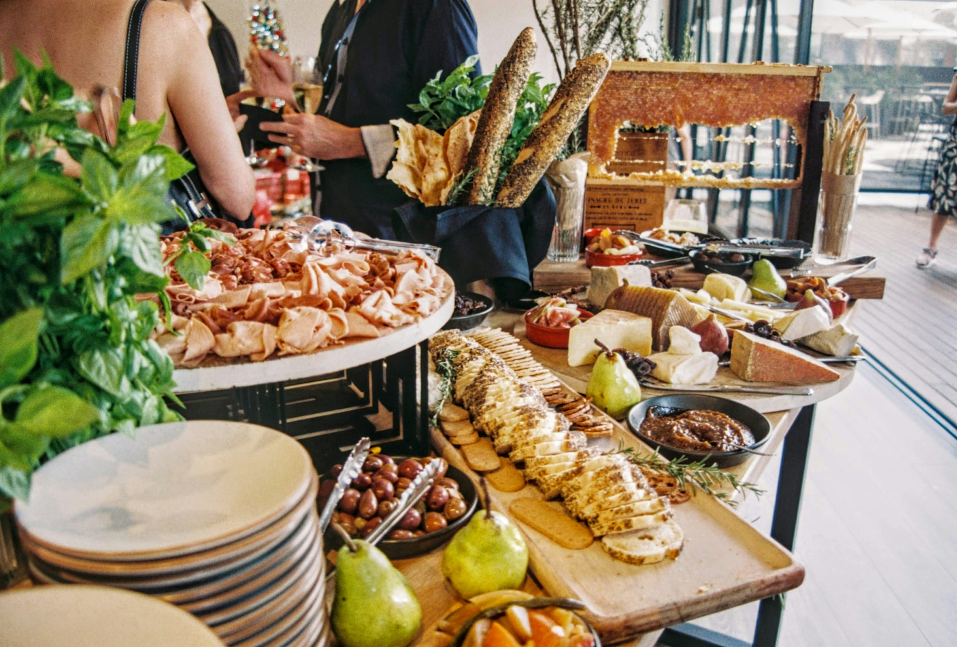 Corporate catering Atlanta office lunch for employees and business teams